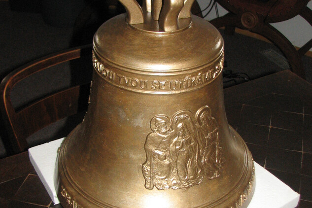Hrad Švihov - Odlévání zvonu - Sádrový model zvonu
