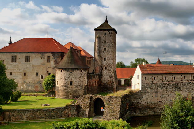 Vodní hrad Švihov - Pohled na hrad z mlýna