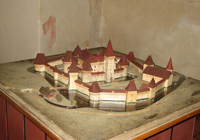 Vodní hrad Švihov - Galerie - Červená bašta (model)