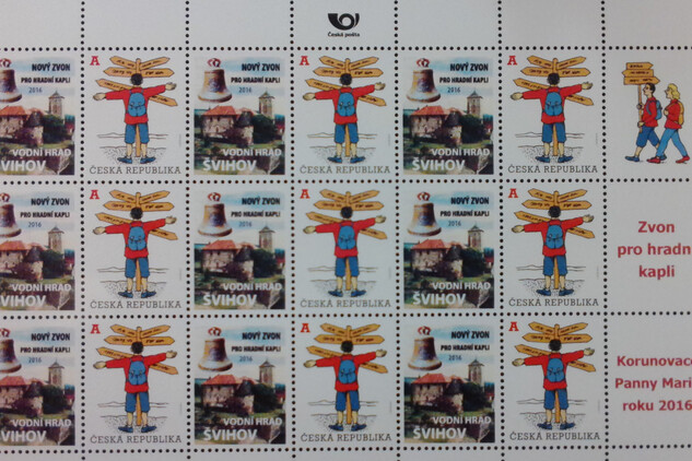 Odlévání zvonu - hrad Švihov - 2016 - Výroční poštovní známky v pokladně hradu